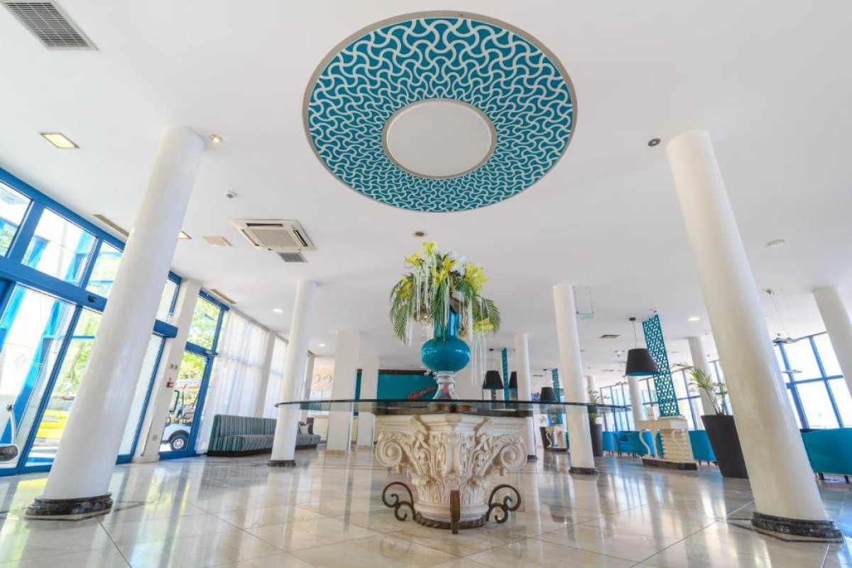 AZALIA Hotel