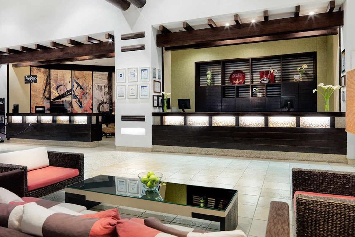 H10 Estepona Palace (Estepona)