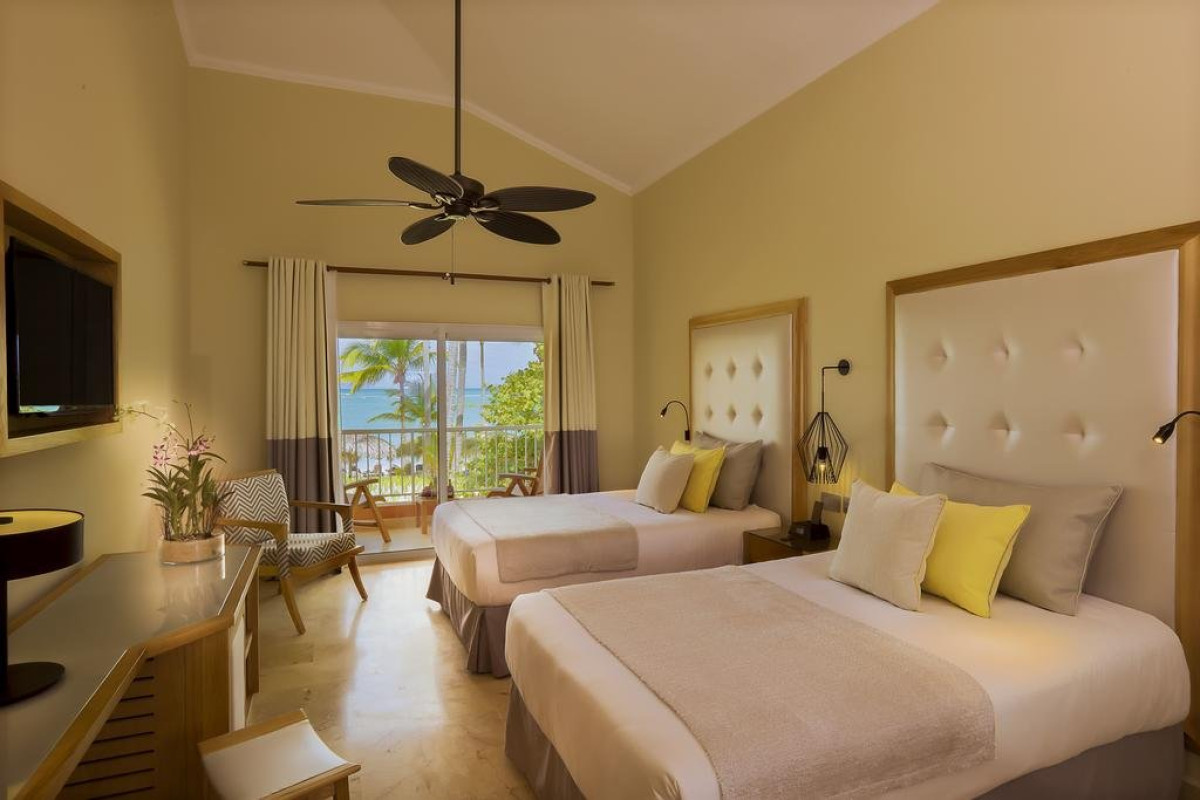 GRAND PALLADIUM PALACE RESORT AND SPA