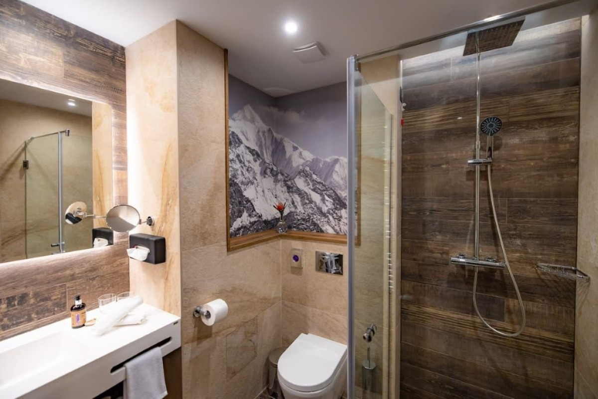 BELMONT HOTEL  SPA