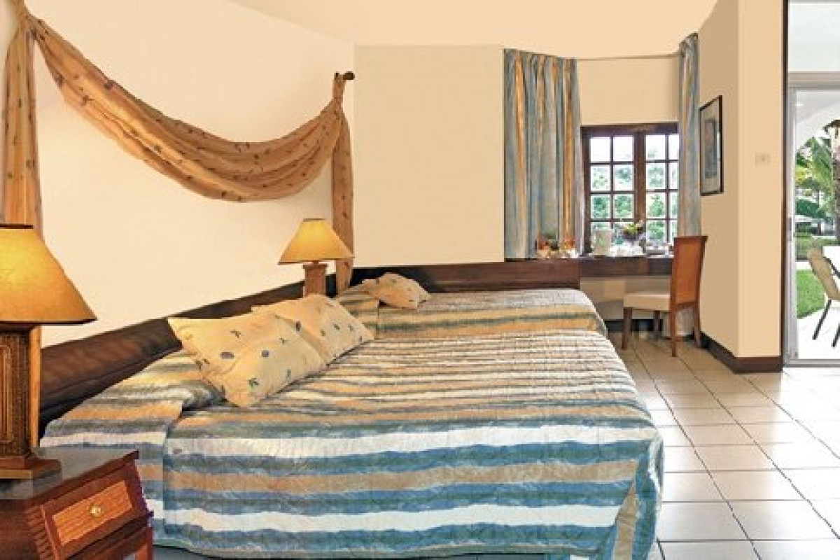 Leisure Lodge Beach Golf Resort