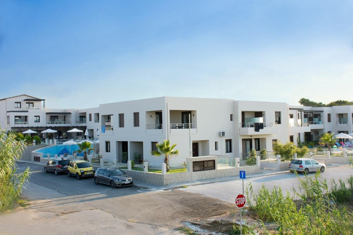 Carisa Maleme by the Sea - categoria oficiala 3 chei (C)