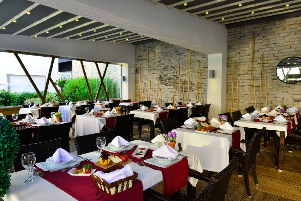 WHITE CITY RESORT