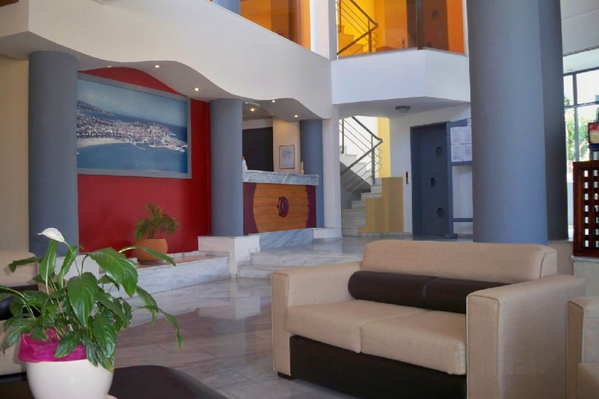 Palladion Hotel (C)