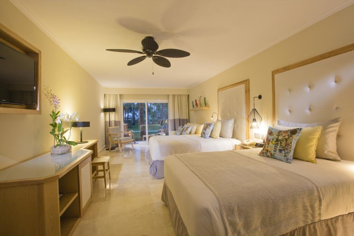 GRAND PALLADIUM PALACE RESORT AND SPA