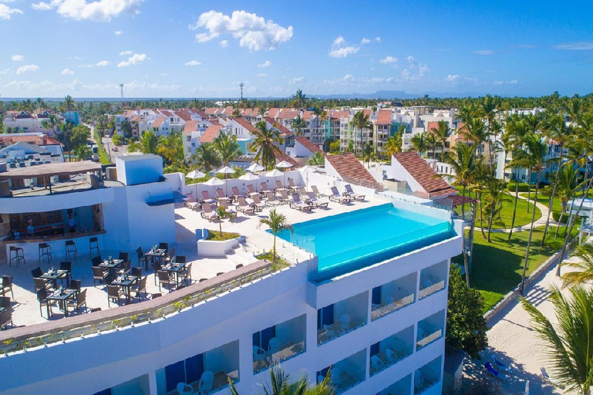 WHALA! BAVARO