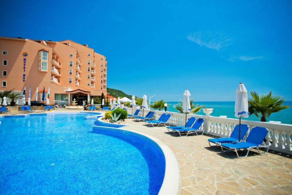 ROYAL BAY