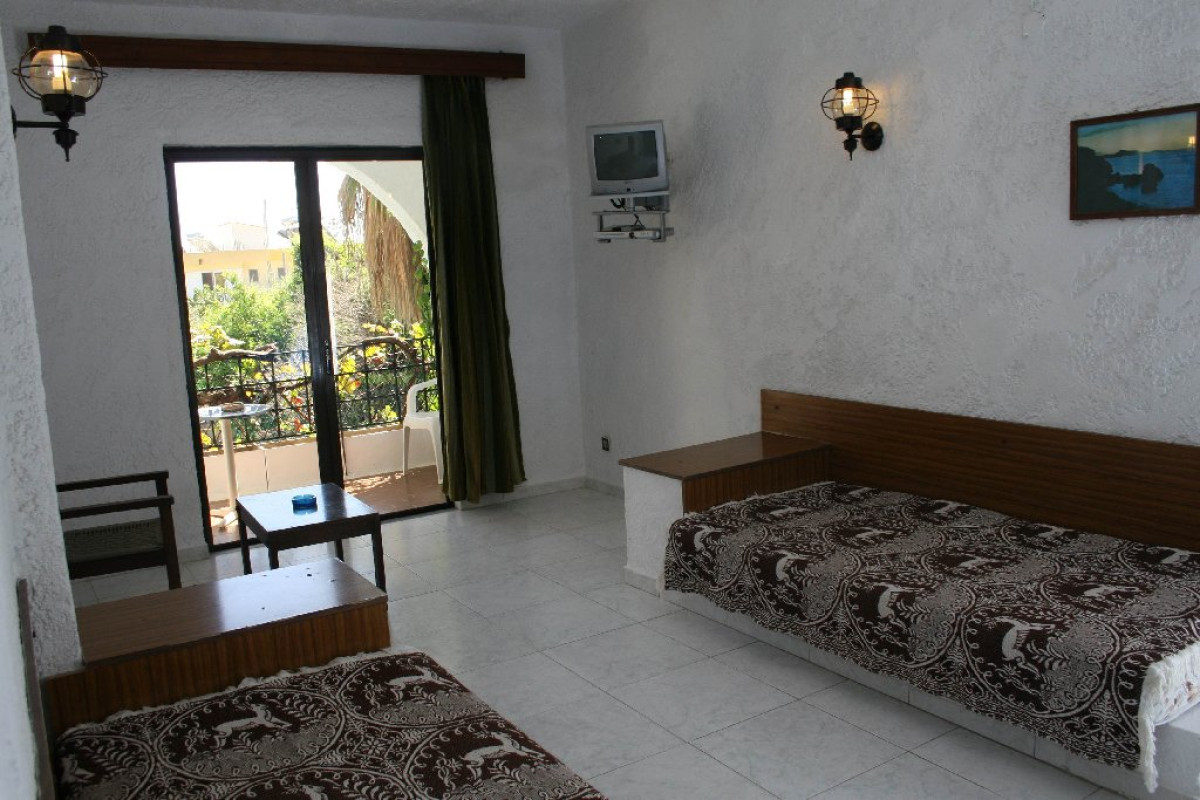Oasis Hotel Bungalows (Afandou)