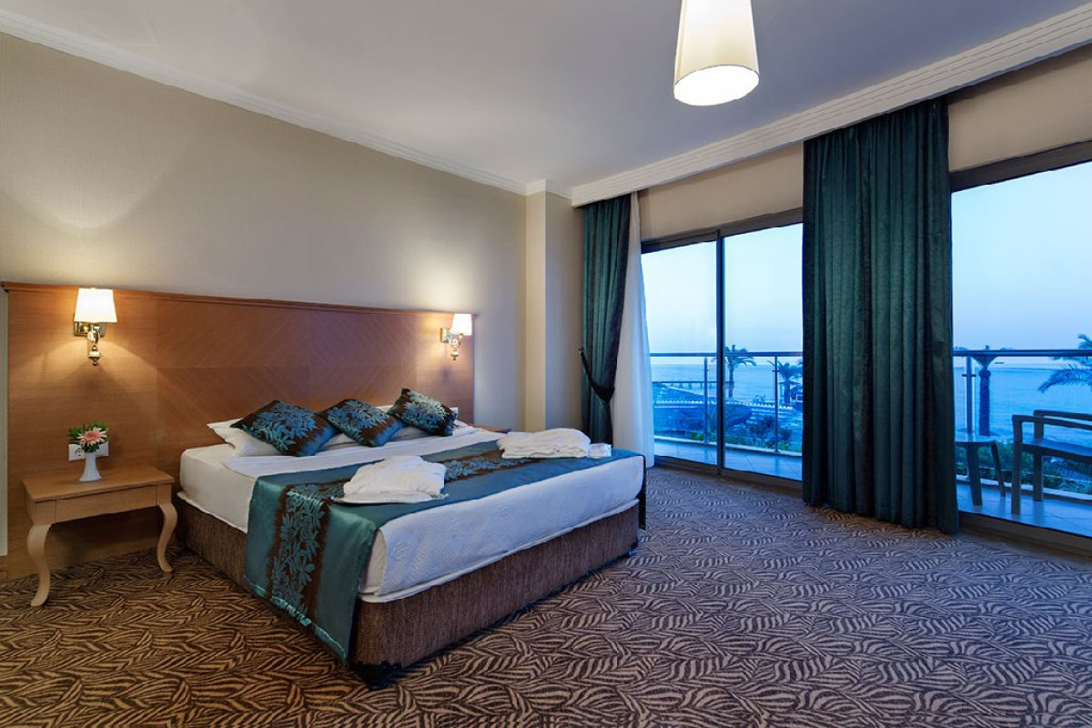SAPHIR HOTEL AND VILLAS