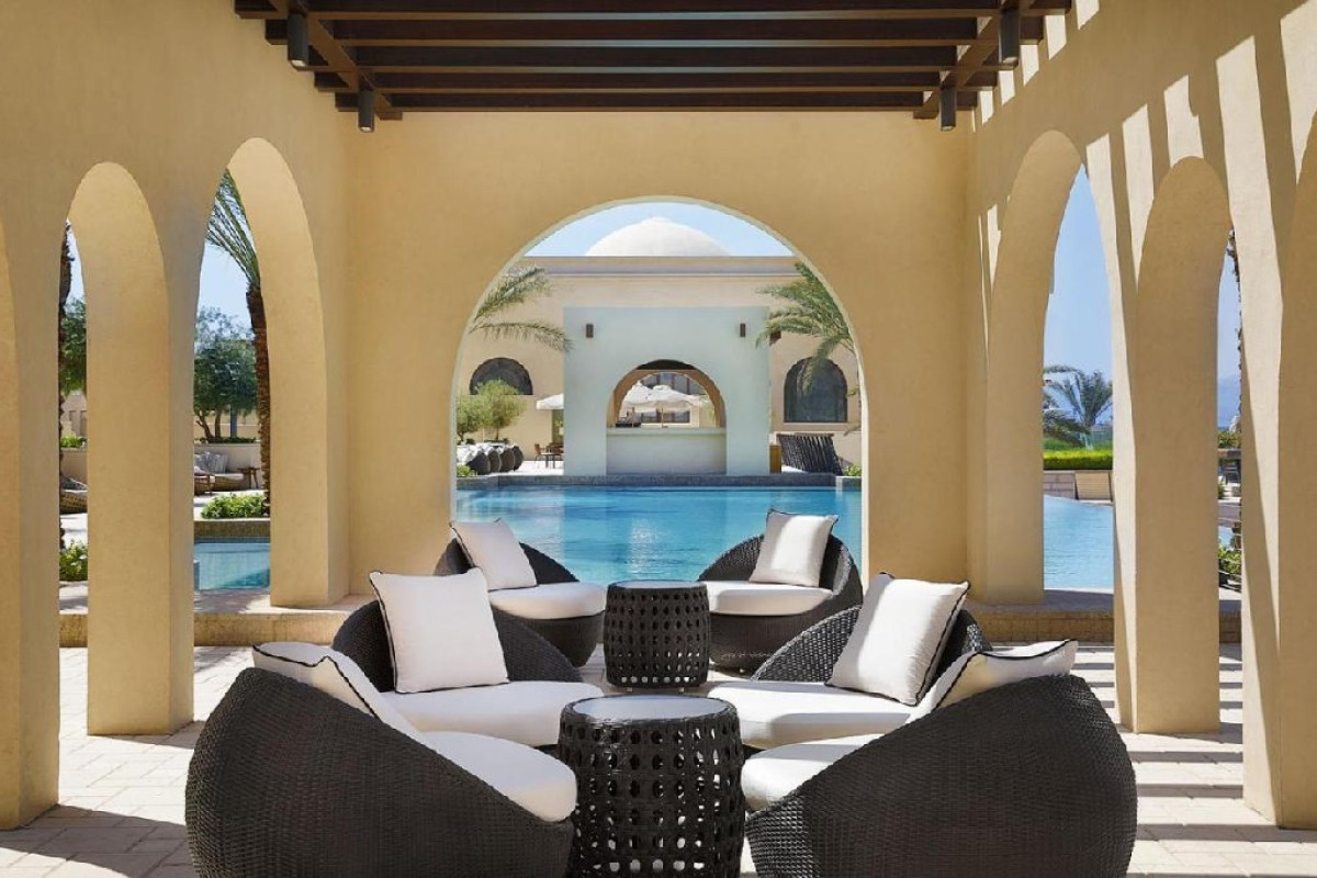 Al Manara Luxury Hotel