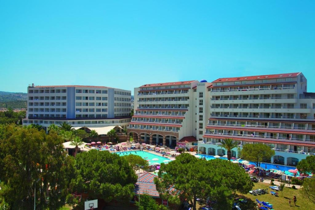 BATIHAN BEACH RESORT SPA