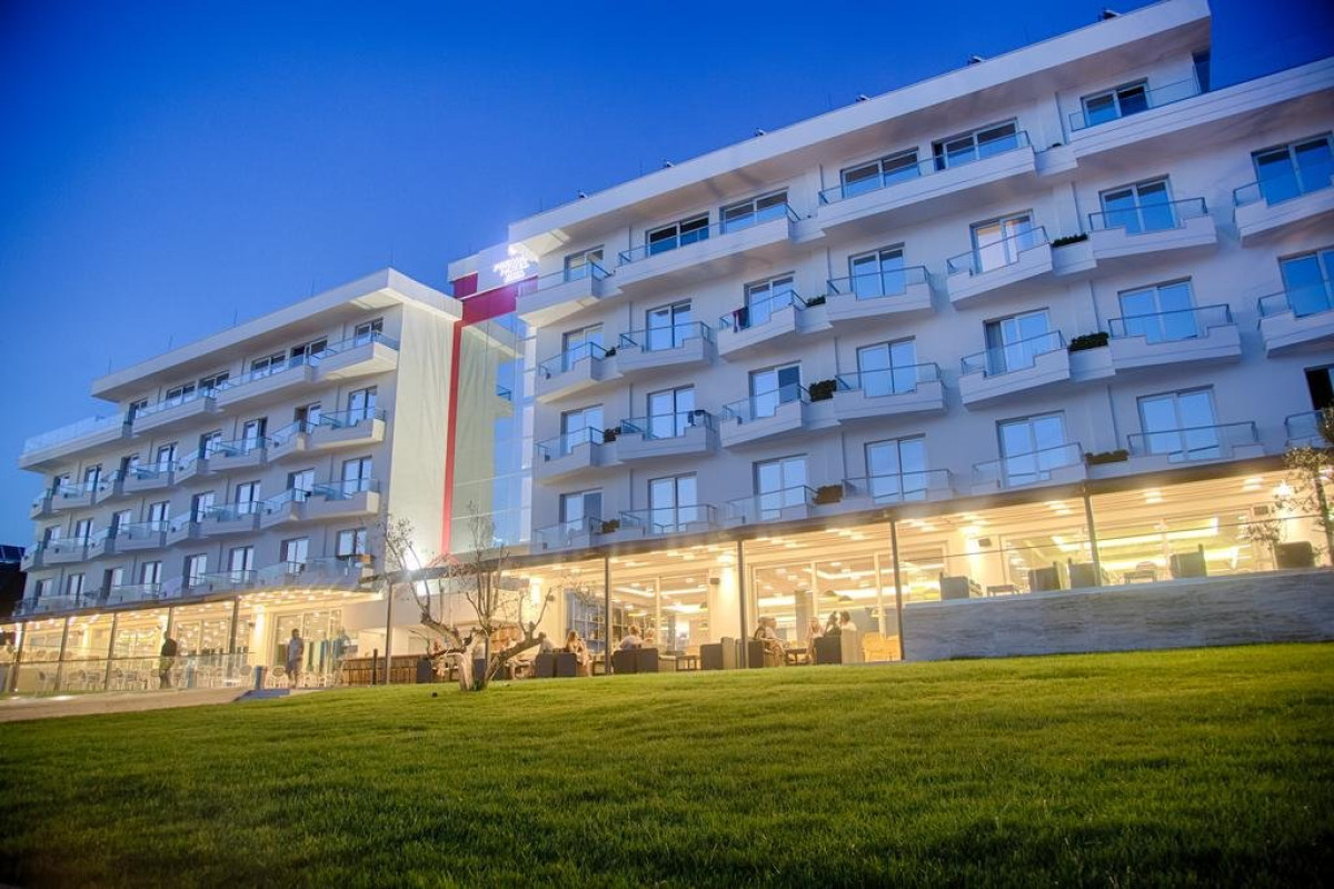 Premium Beach (Golem-Durres)