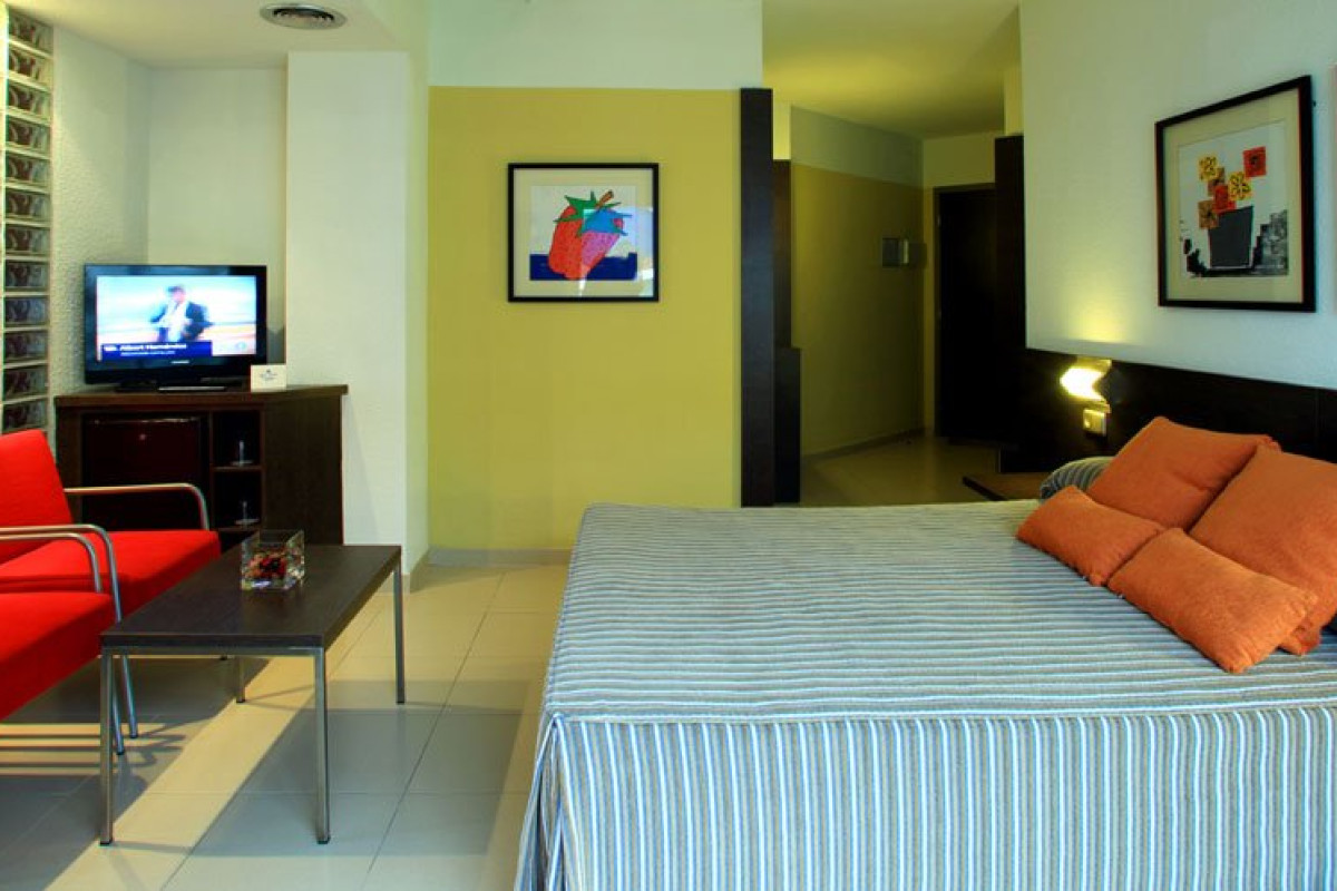 Aqua Hotel The Breeze and Spa (ex. Montagut) (Santa Susanna)