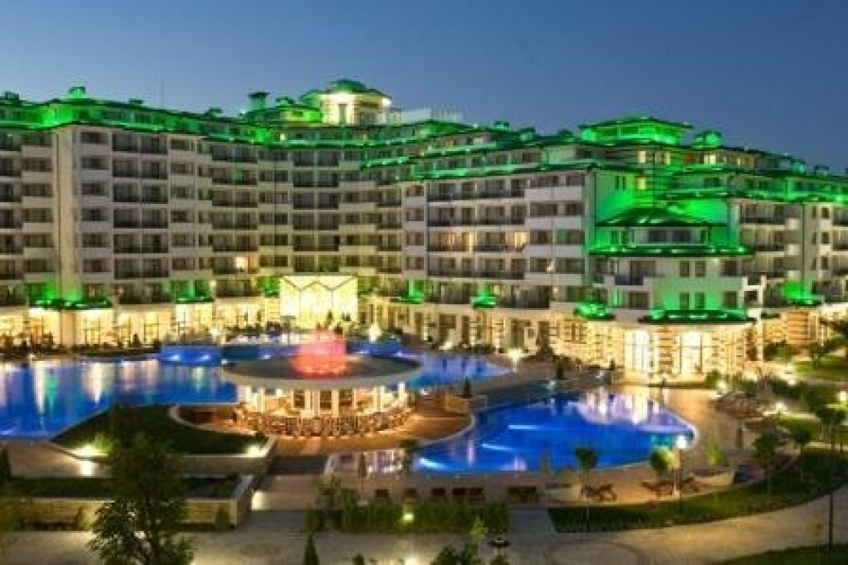 EMERALD BEACH RESORT AND SPA
