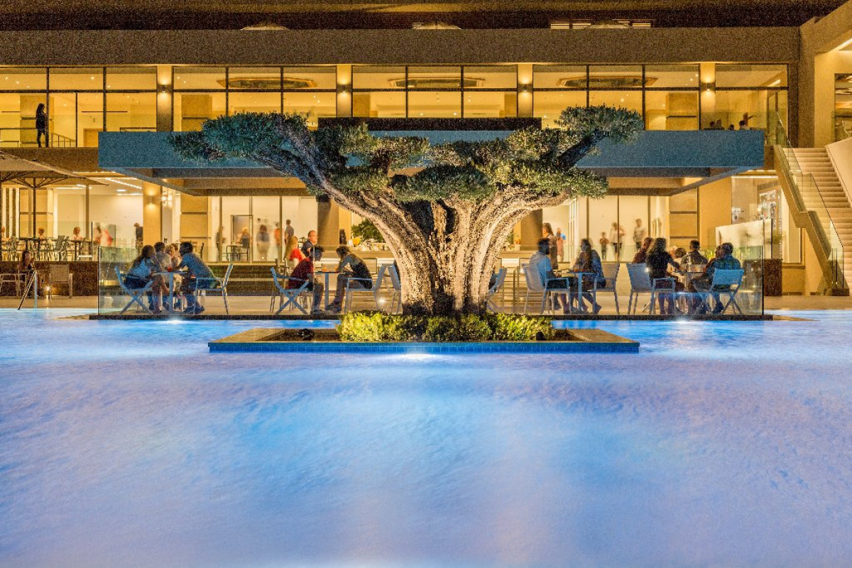 Amada Colossos Resort
