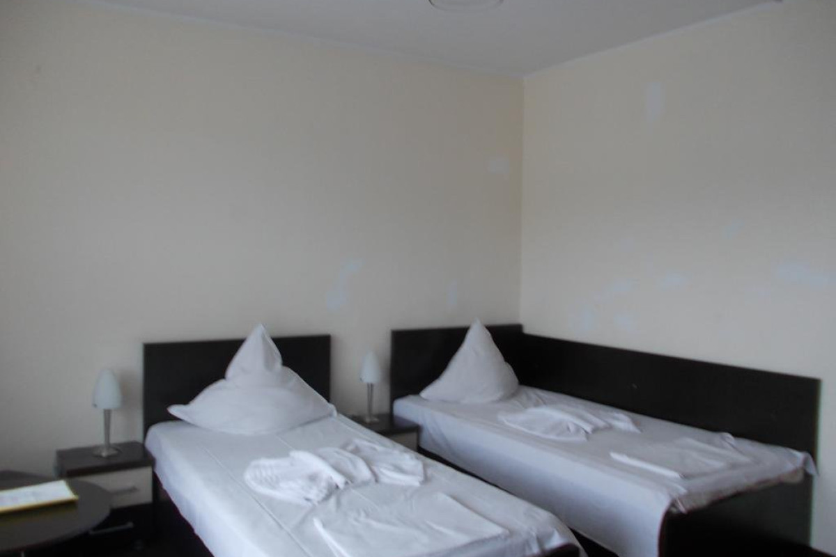 HOTEL MUNCEL.
