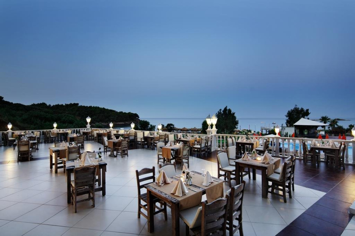 JUSTINIANO DELUXE RESORT