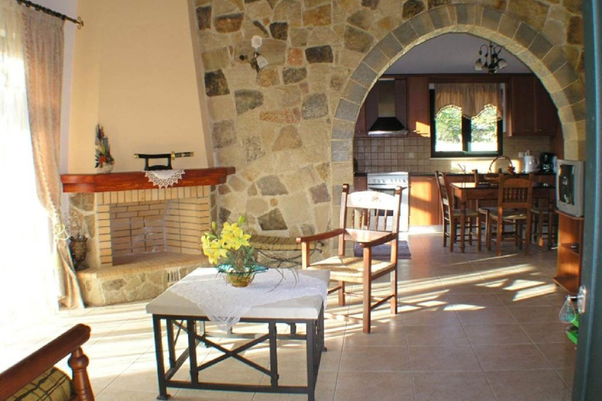 Alkion Apartments  - cat oficiala 2 chei (C)