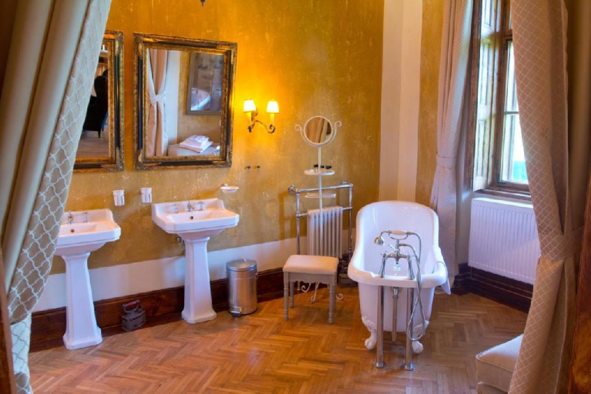 . Zabola Estate