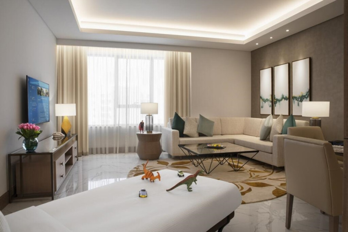 Al Jaddaf Rotana Suite Hotel