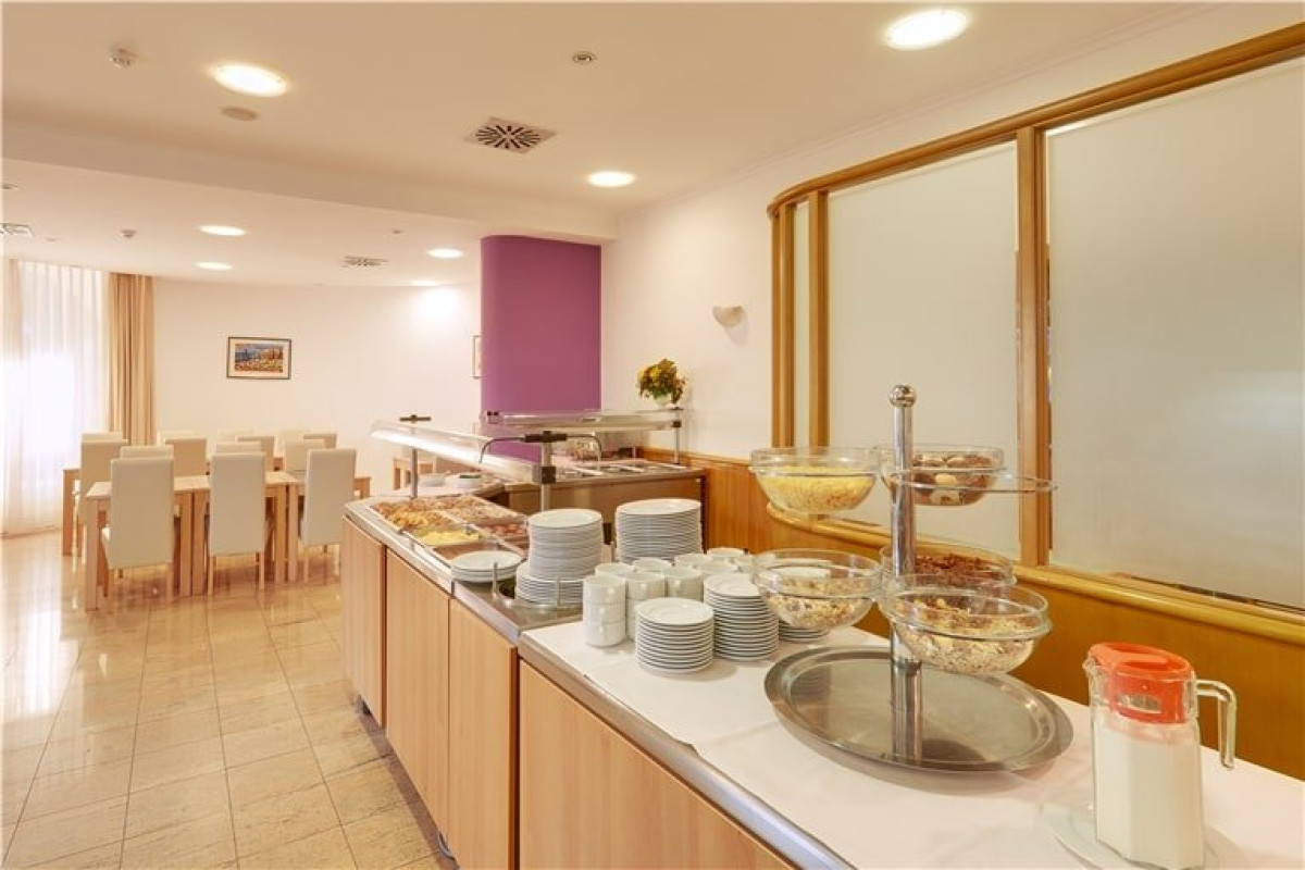 Hotel Komodor (Dubrovnik)