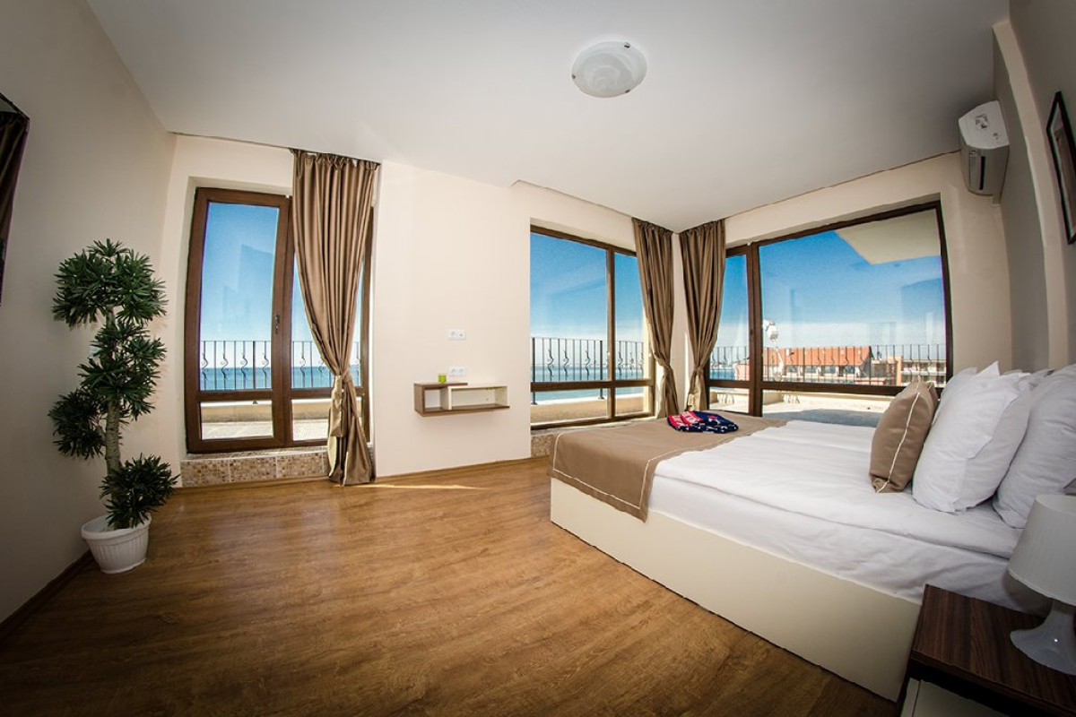 PREMIER FORT BEACH