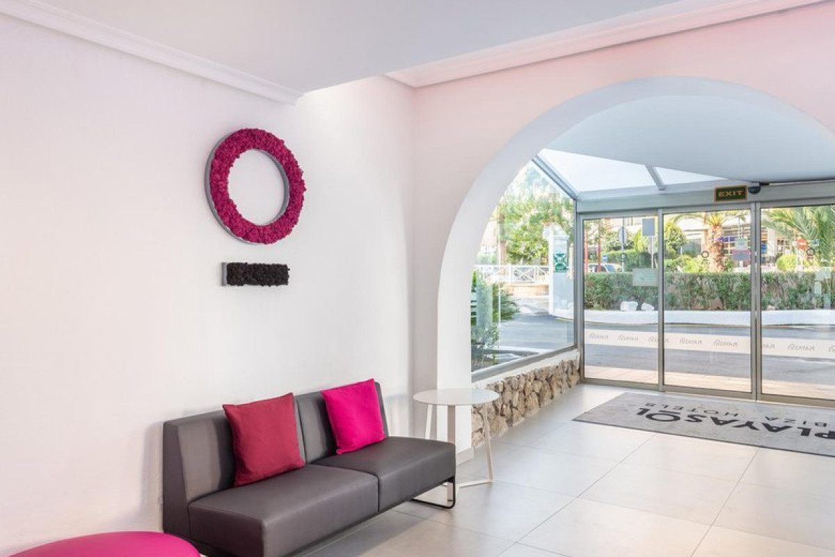 VIBRA SAN REMO HOTEL