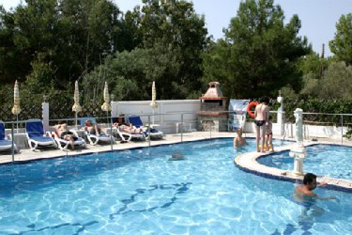 Sirines Hotel (Potos)