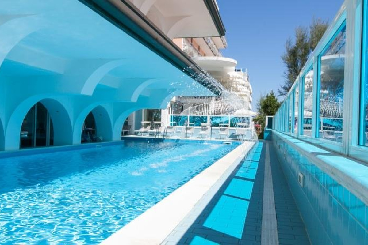 HOTEL NEGRESCO