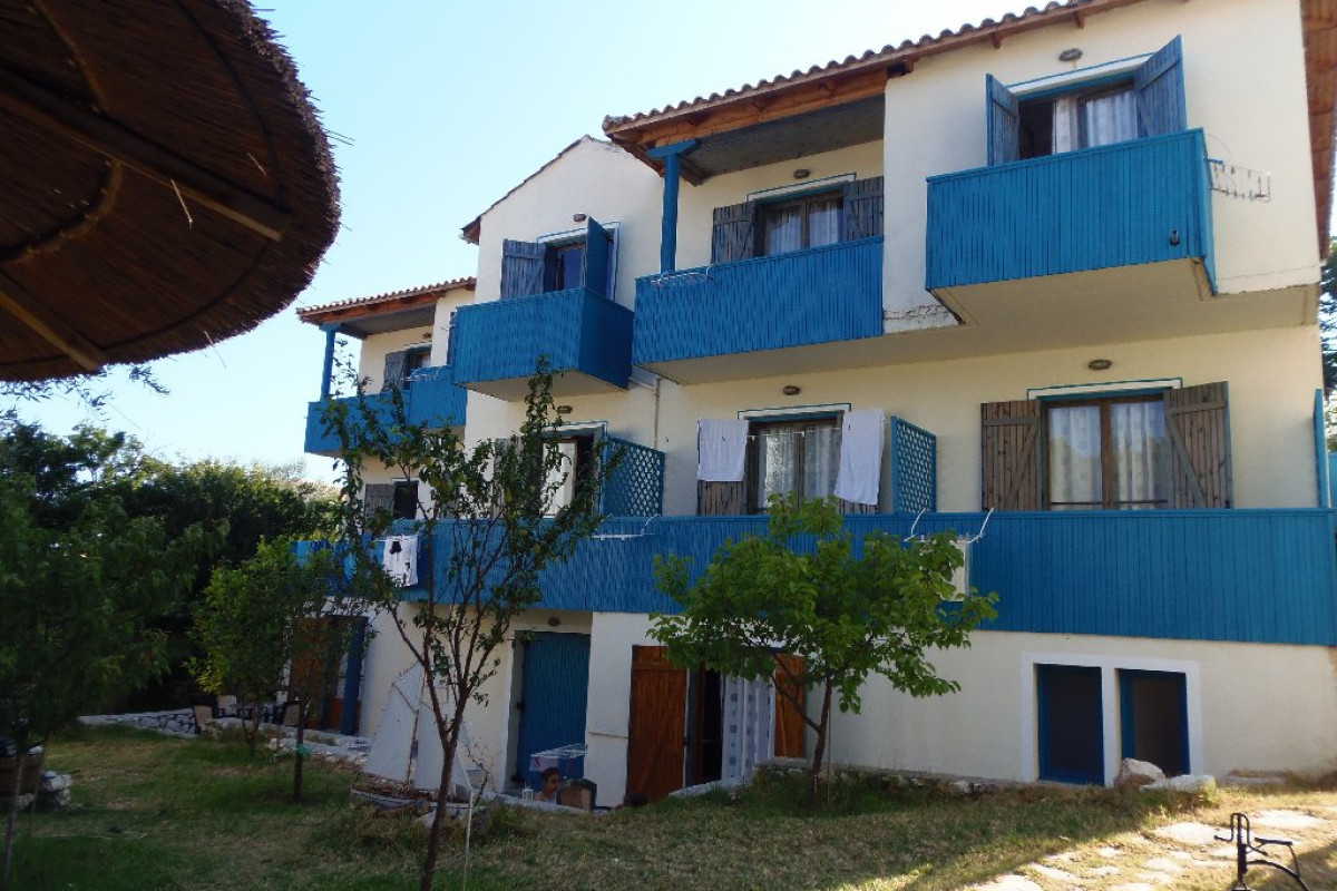 Iris Studios (Agios Nikitas)