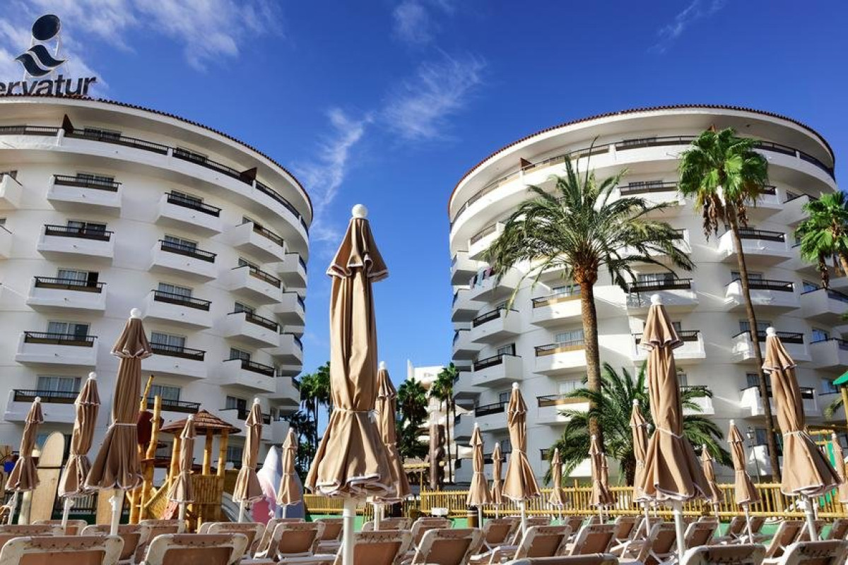 Servatur Waikiki