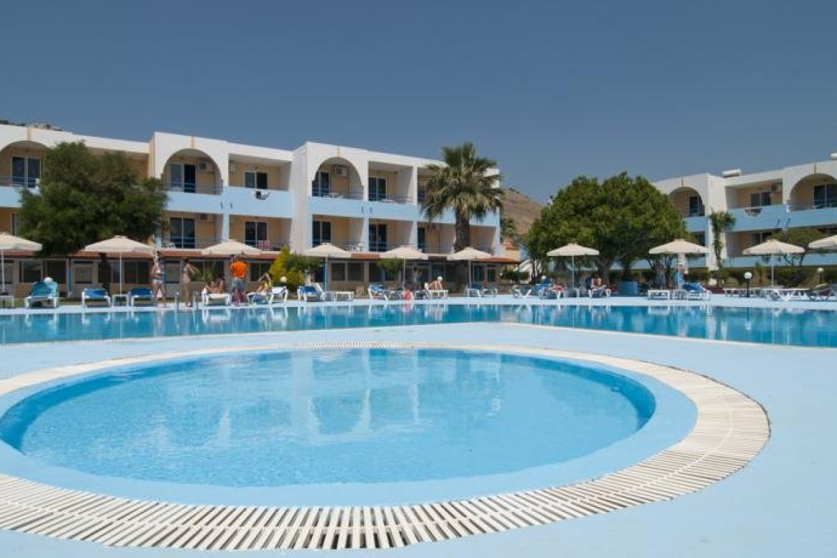 Lardos Bay