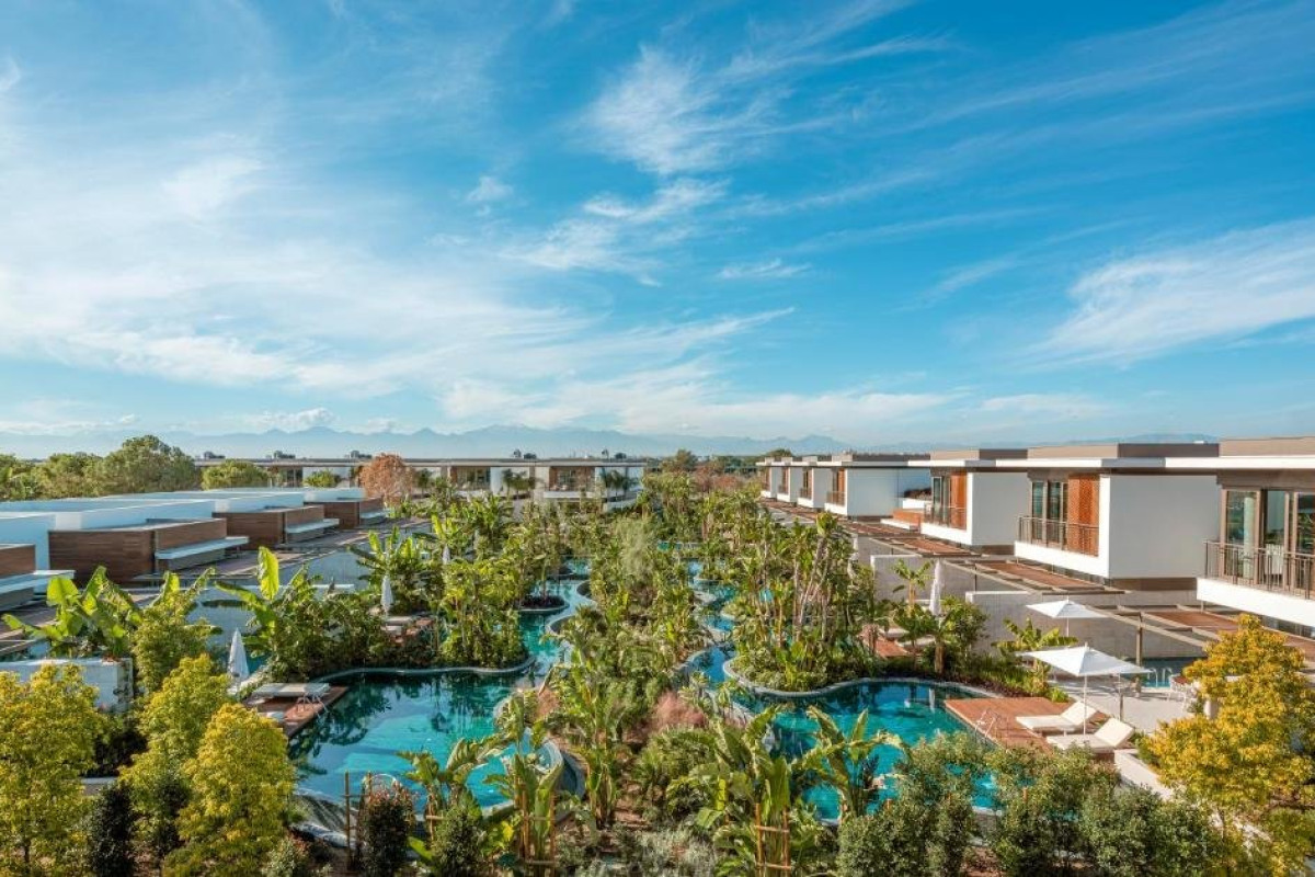 BAYOU VILLAS BY LARA BARUT COLLECTION