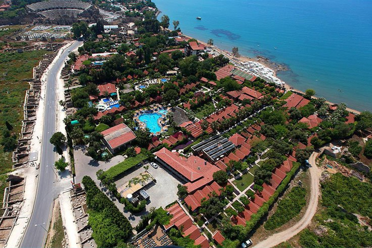 CAN GARDEN BEACH