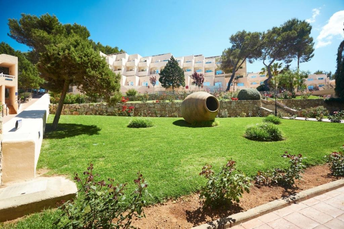 INVISA FIGUERAL RESORT
