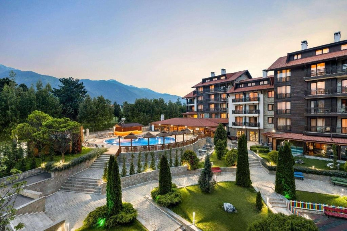 BALKAN JEWEL RESORT - Razlog
