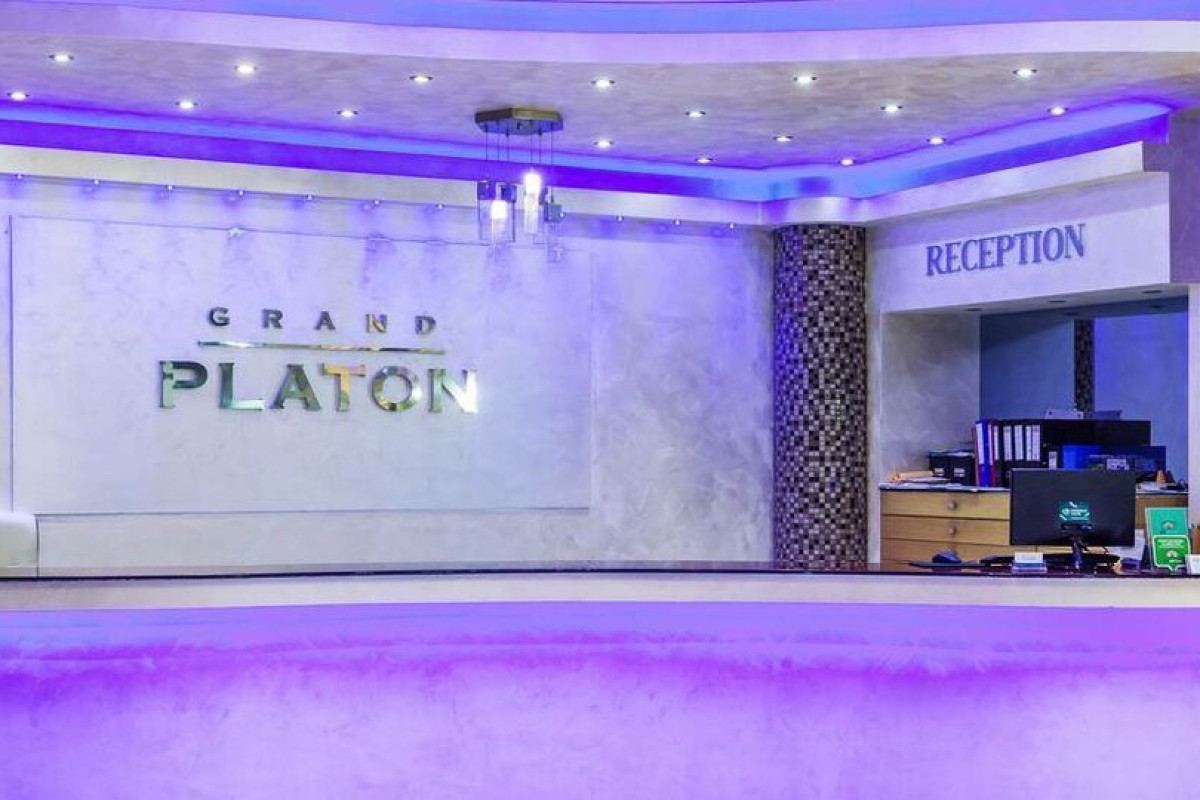 GRAND PLATON