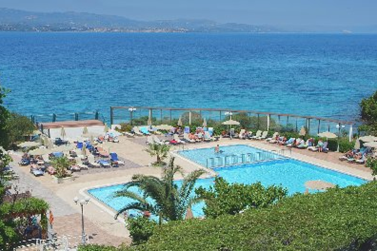 Mediterranee Hotel (Lassi)