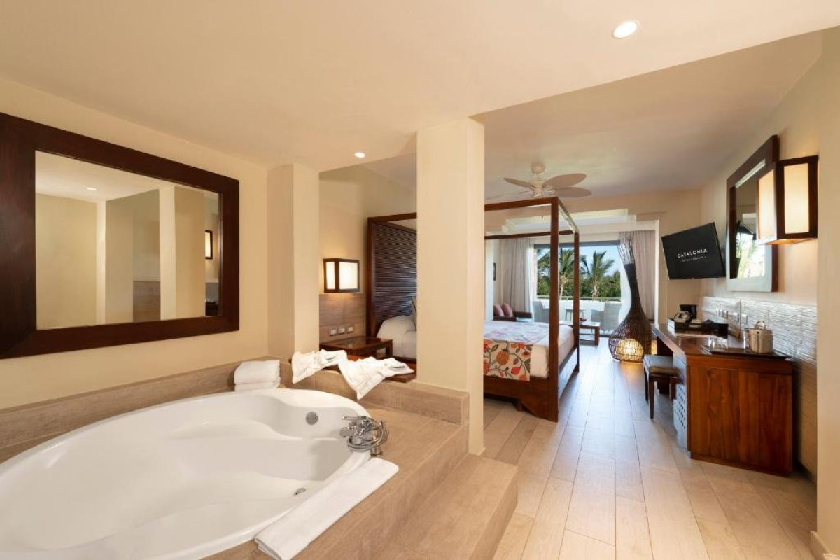 CATALONIA ROYAL BAVARO (Adults Only)