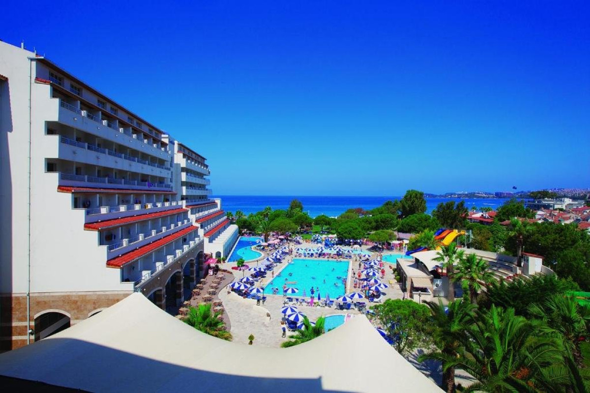 BATIHAN BEACH RESORT SPA