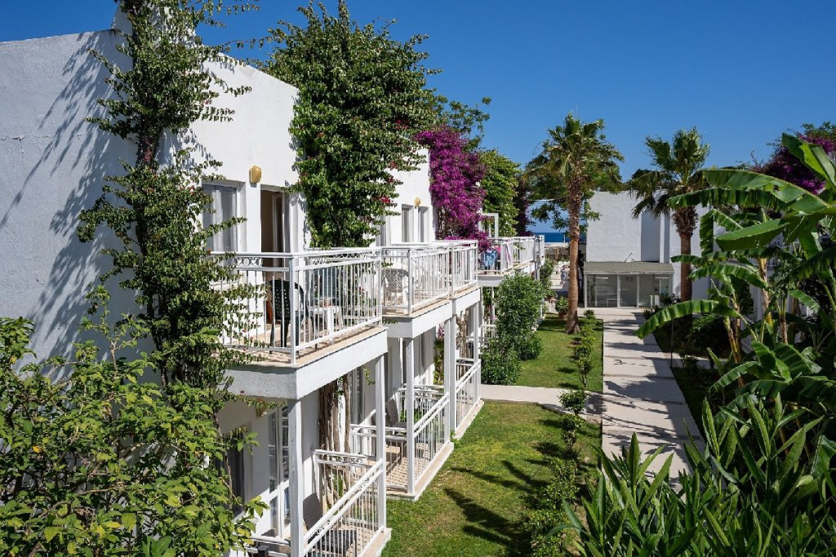 PETUNYA BEACH RESORT (Ortakent)