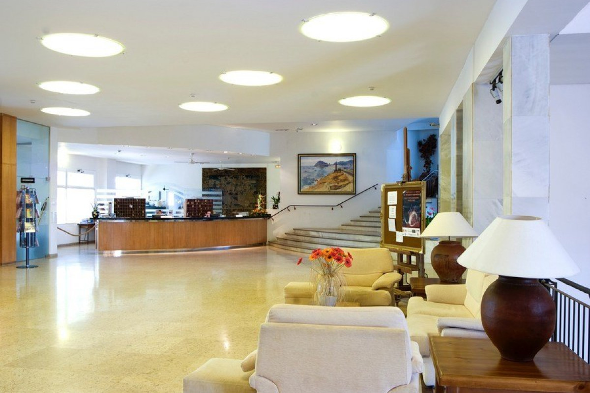 H TOP CALETA PALACE (Platja d'Aro)