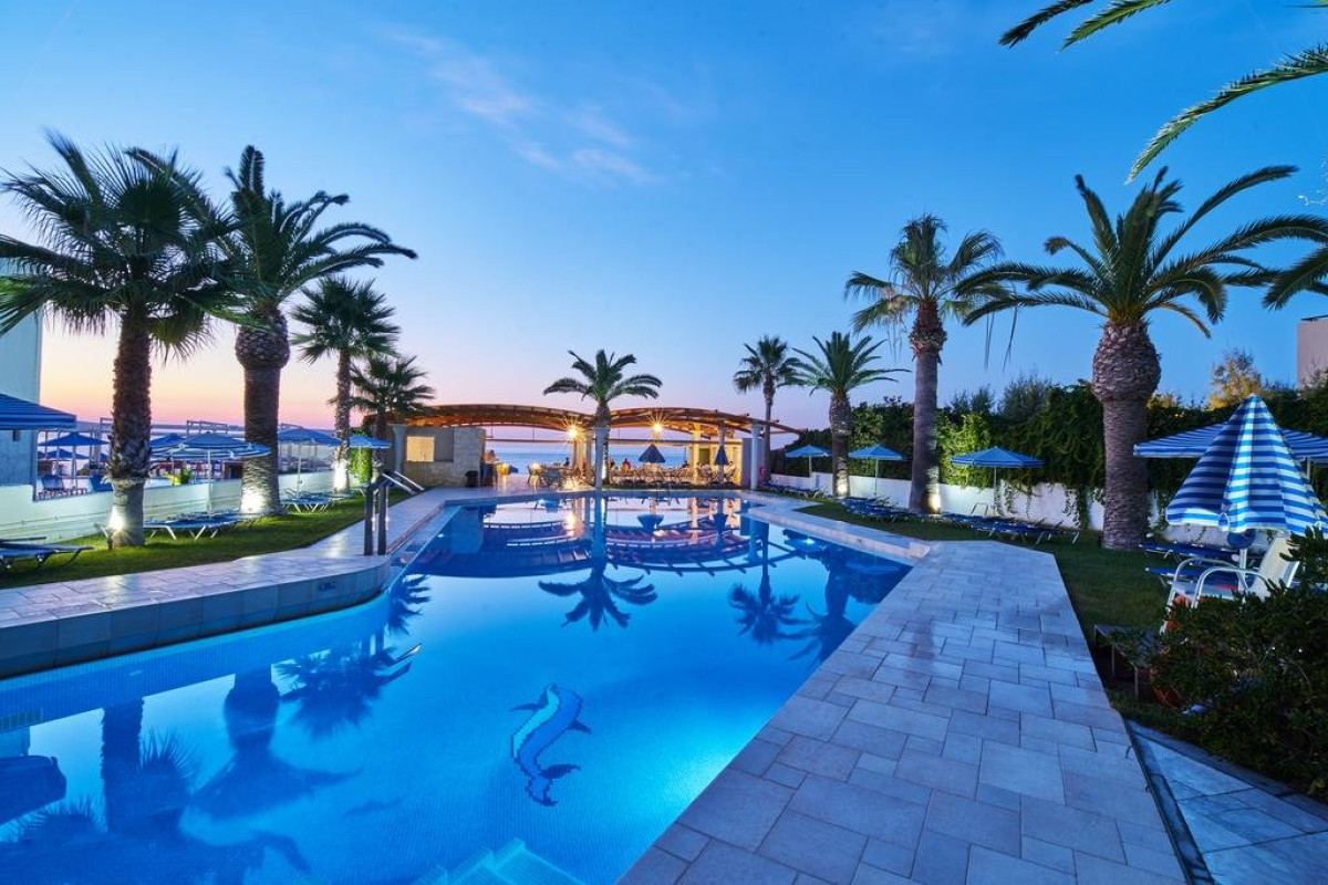 Eva Bay - Adults Only 16+ (K)