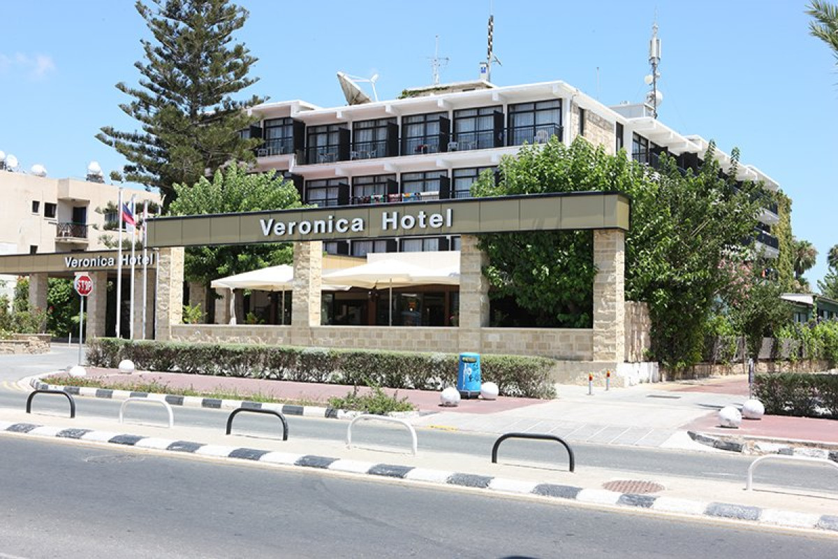 VERONICA HOTEL