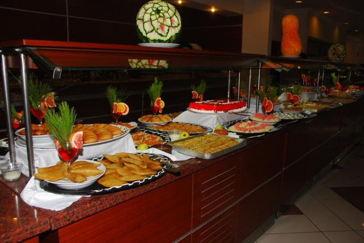 CLUB SIDE COAST HOTEL