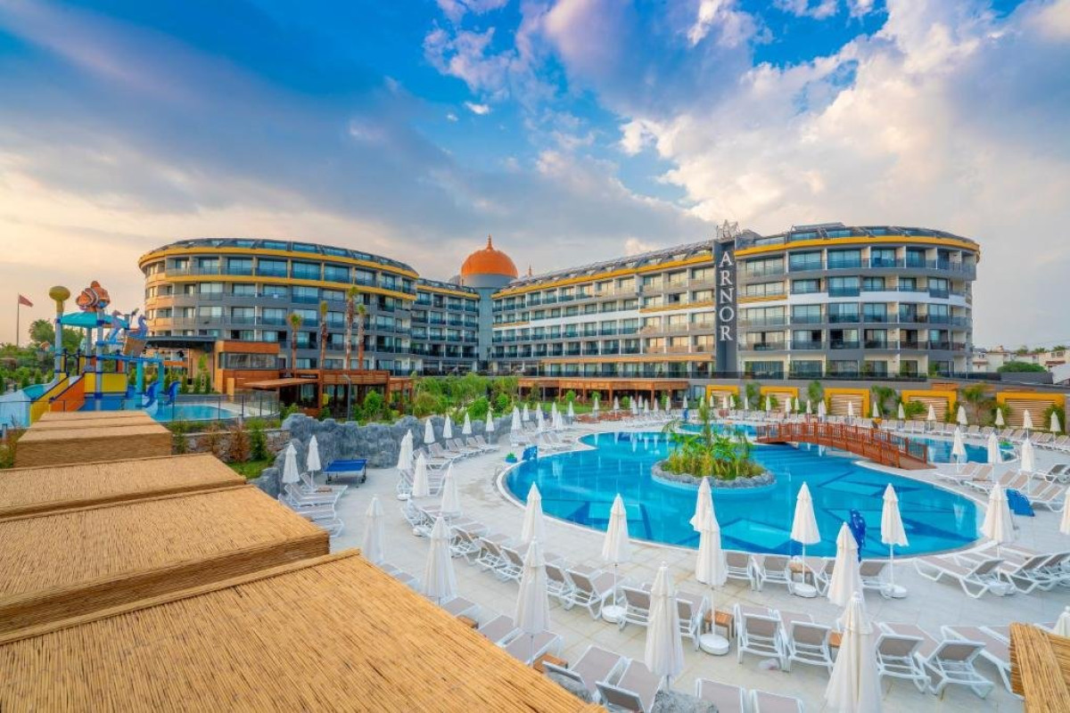 ARNOR DE LUXE HOTELSPA