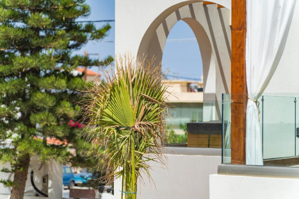 VAYA SUITES OMILOS HOTELS