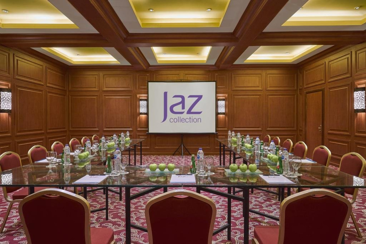 JAZ MIRABEL CLUB