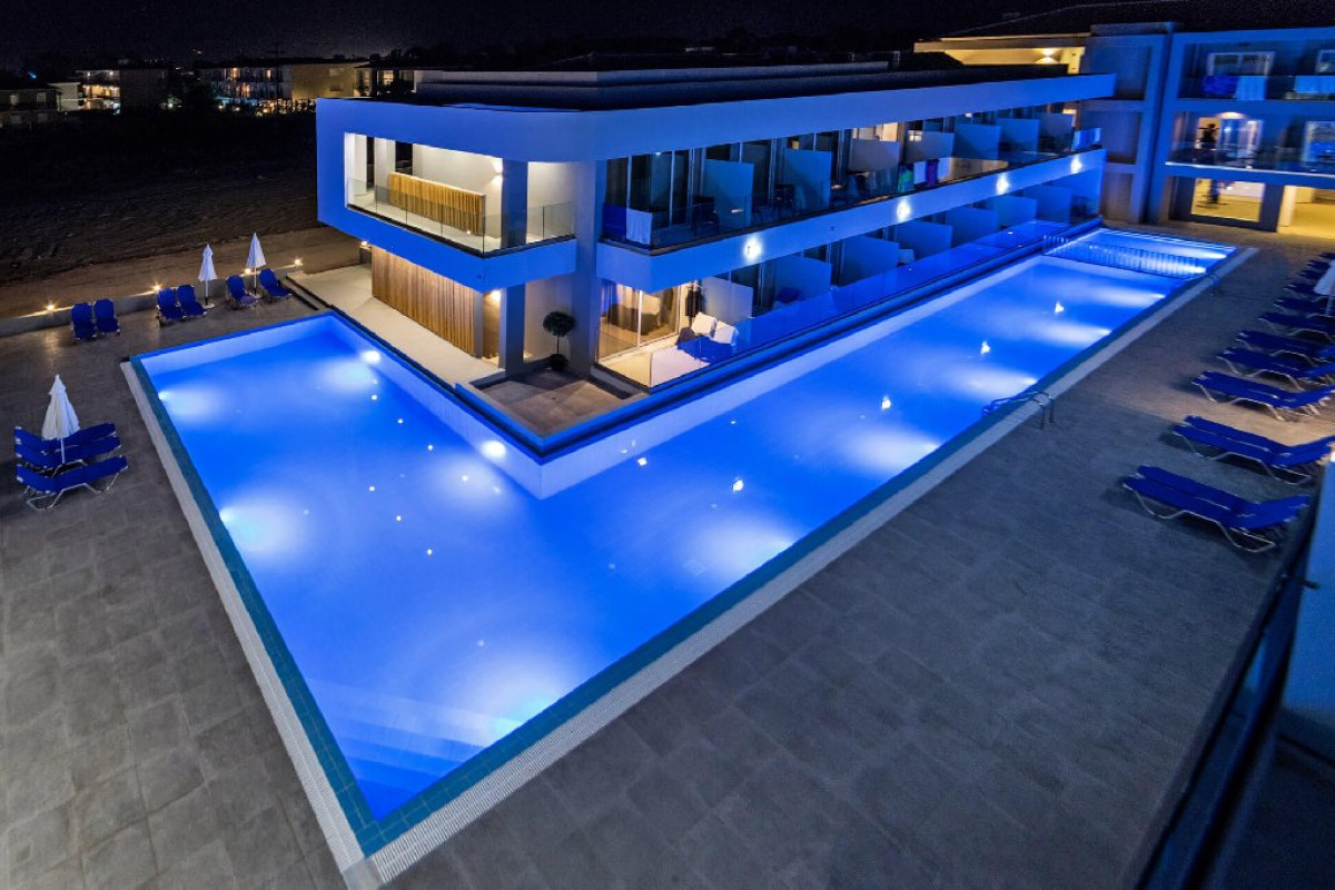 White Olive Premium Hotel (Laganas)
