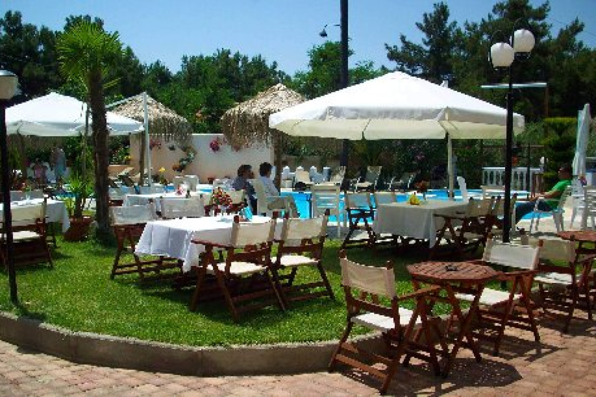 Potos Hotel (Potos)